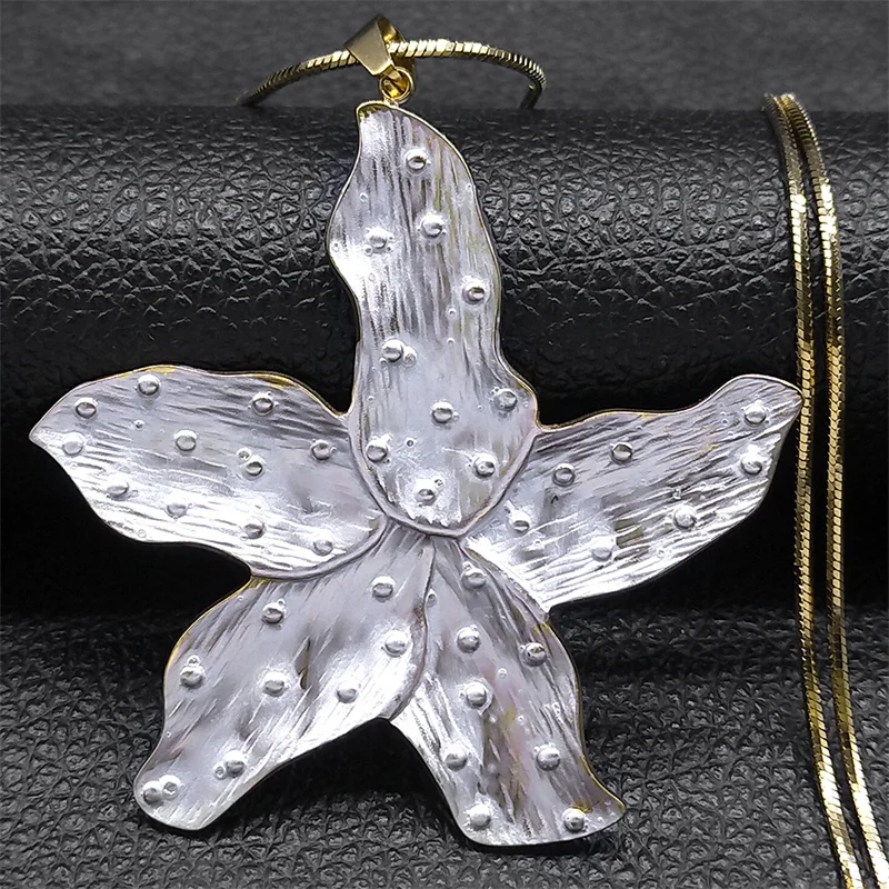 Exaggerated Metal Flower Pendant Necklace for Women Vintage Stainless Steel Gold Color Trendy Enamel Necklaces Jewelry NZZZ385