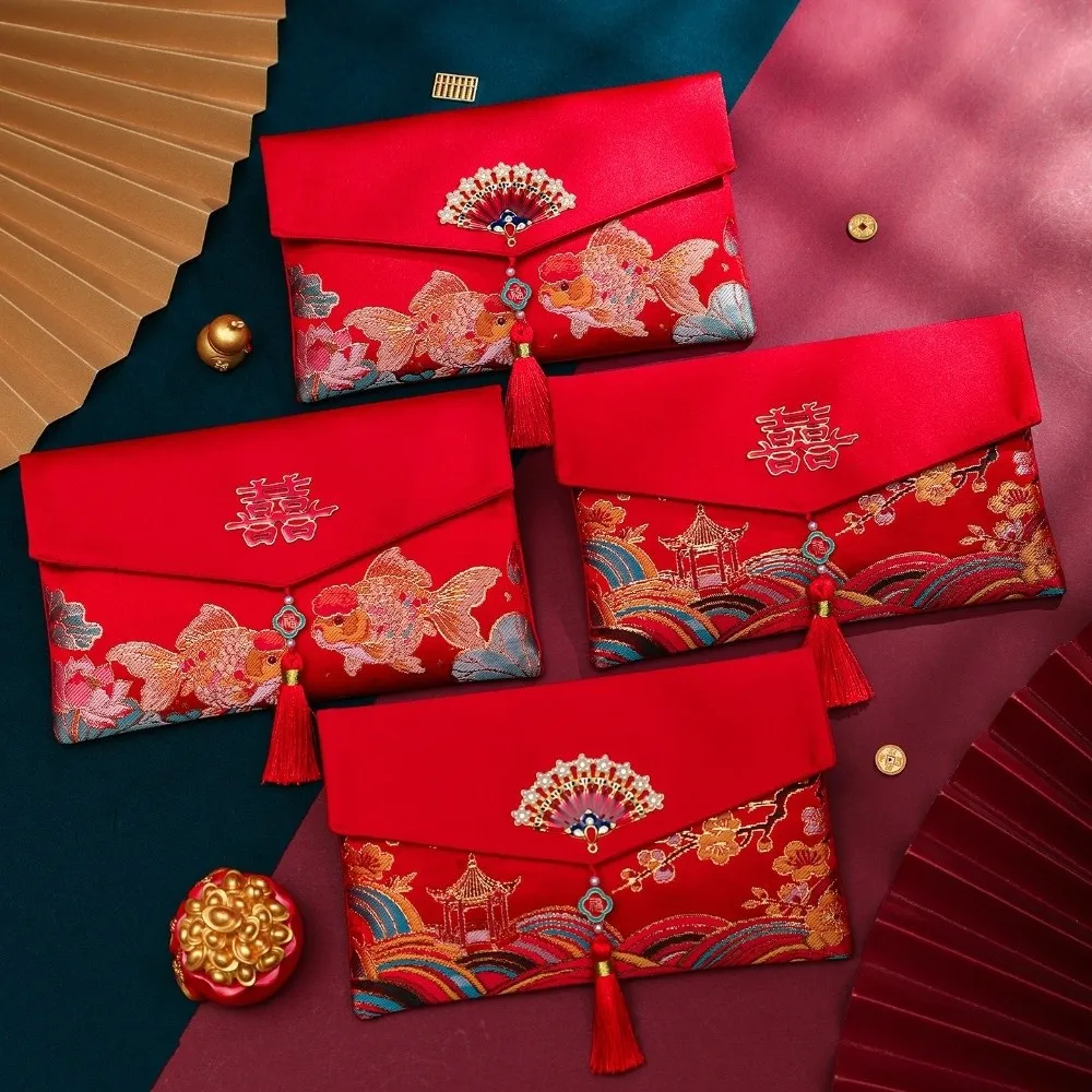 

Red Color Lucky Money Pouches Embroider With Tassel High-End Red Envelopes High-Quality Material Lucky Pattern