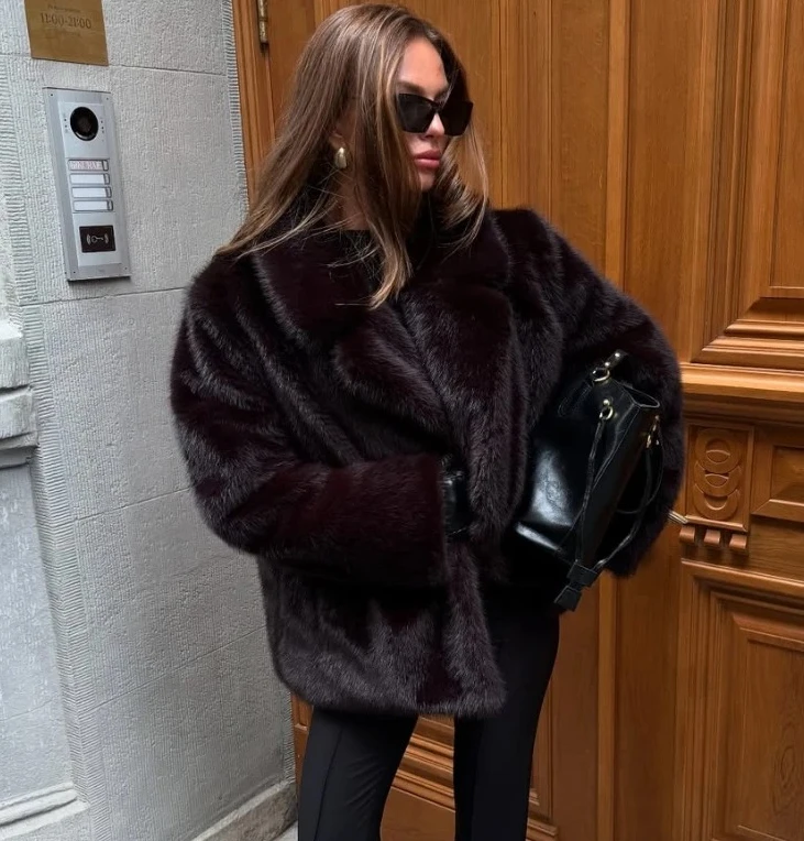 

Winter Fashion Female Keep Warm Fur Coat Luxurious Faux Fur Lapel Coat Women's Elegant Solid Loose Lace-Up Leisure Jacket