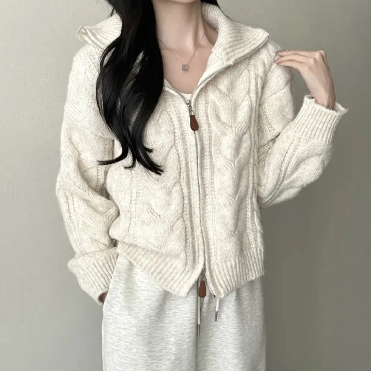 

Двойная молния , вязаный свитер, кардиган, женский свободный крой, осень-зима, модная повседневная верхняя одежда, корейская версия, полиэстер...