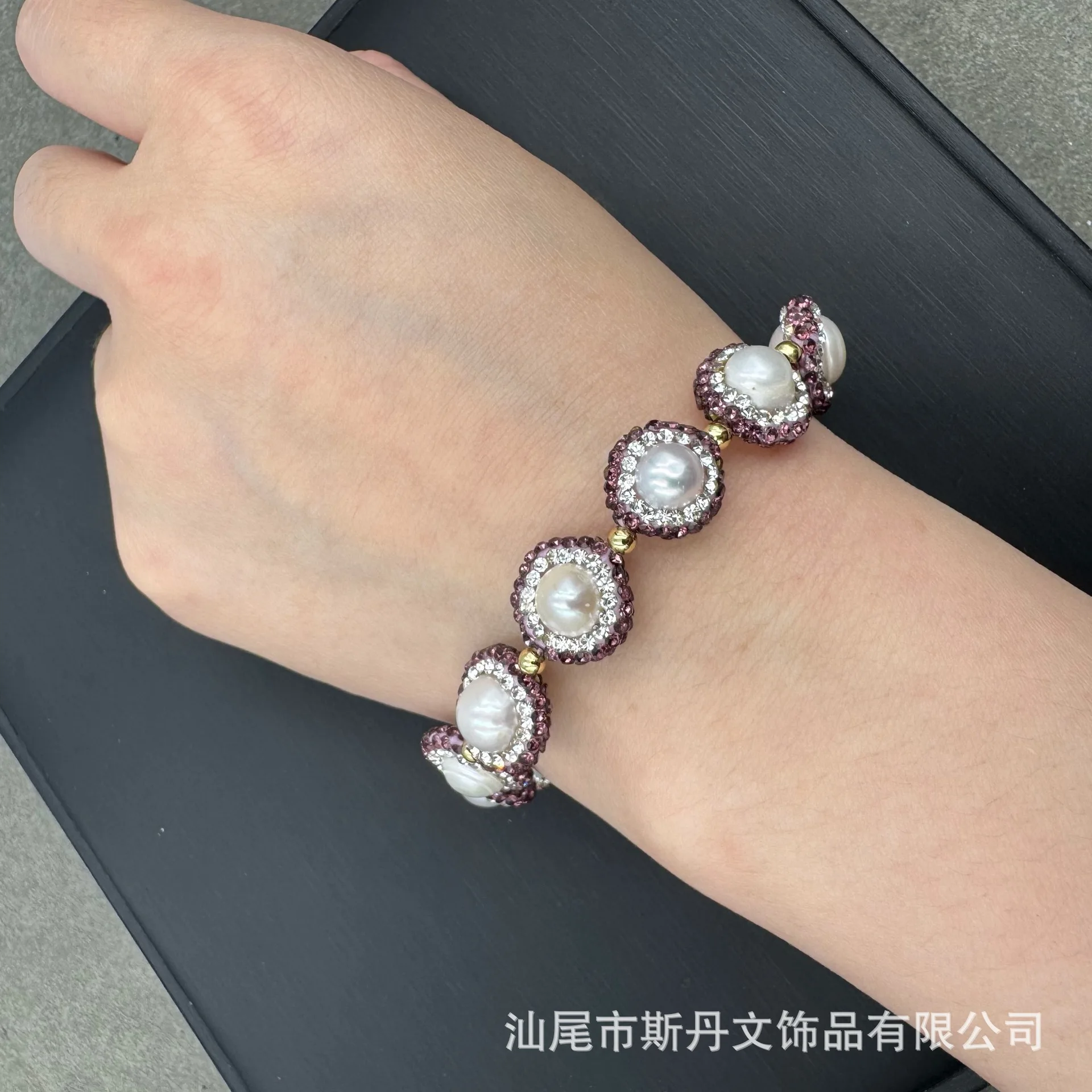 

New natural baroque pearl mud necklace fine high-end hand-inlaid bracelet niche personalized jewelry