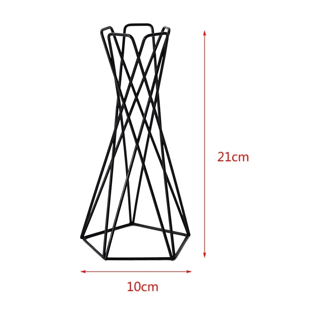 Nordic Style Air Plant Holder Metal Flower Pots Stand Geometric Iron Tillandsia Holder Table Home Garden Ornaments