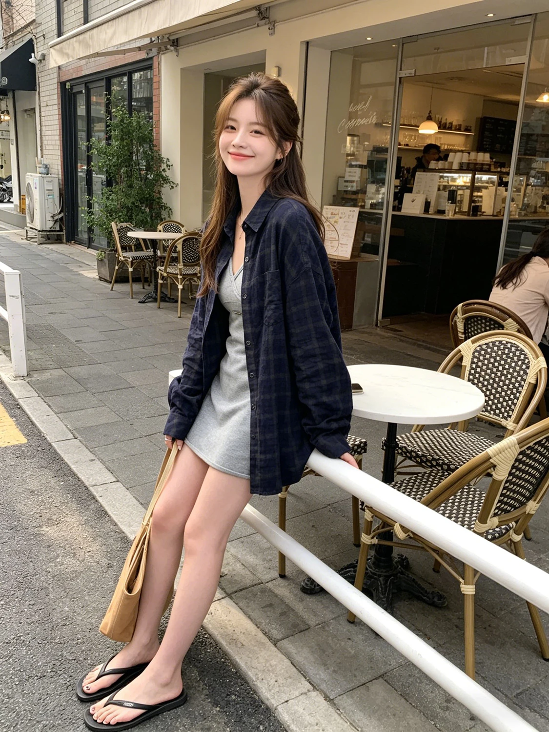 

2026 Oversize Plaid Film Casual Long Sleeve Women's Shirt Loose Shoulder Drop Shoulder Coat Commute Style Korean Version