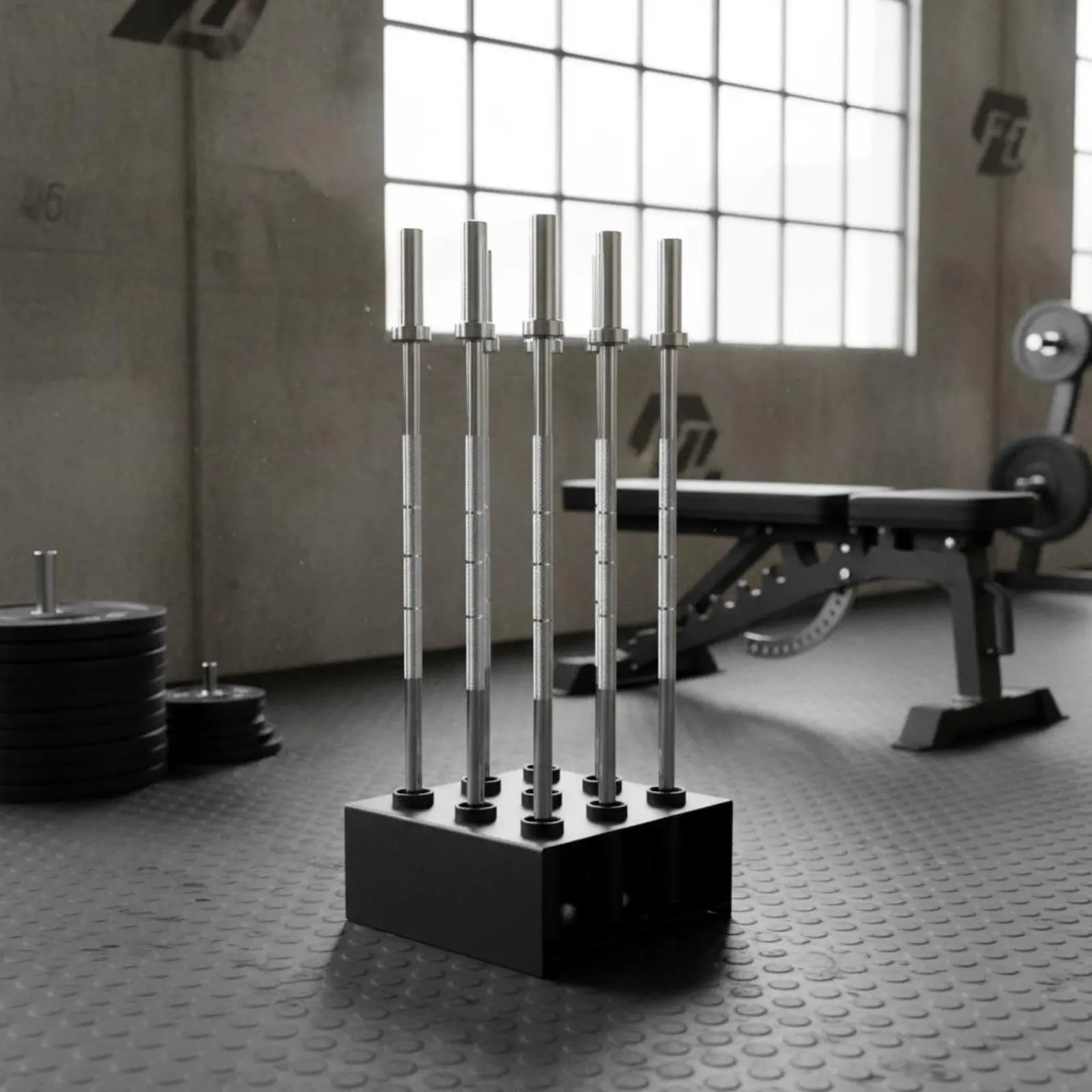 360 Degree Bar Holder Space Saving Rotating Barbell Rack Vertical Bar Storage Heavy Duty Gym Equipment Floor Stable