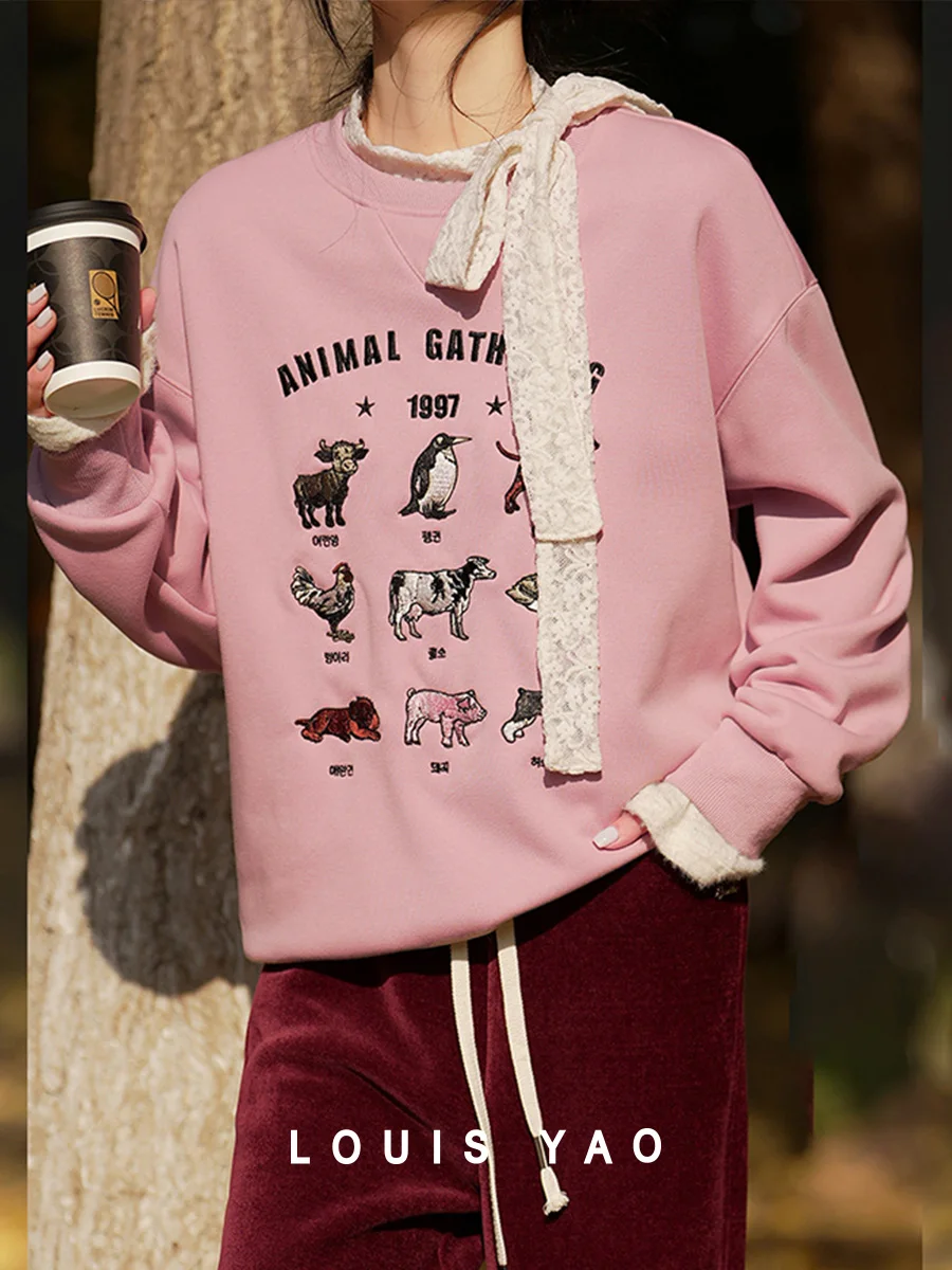 

LOUIS YAO 2025 Winter Thick Velvet Reduced Age Hoodie Round Neck Cartoon Animal Letter Embroidered Long Sleeve Top for Women