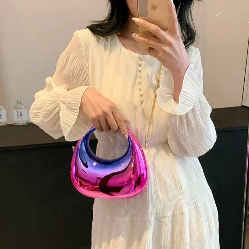 New PVC Sweet Women's Crossbody Bags 2026 Hot Selling Metallic Luster Half Moon Party Banquet Bag Concise Light Luxury Handbag