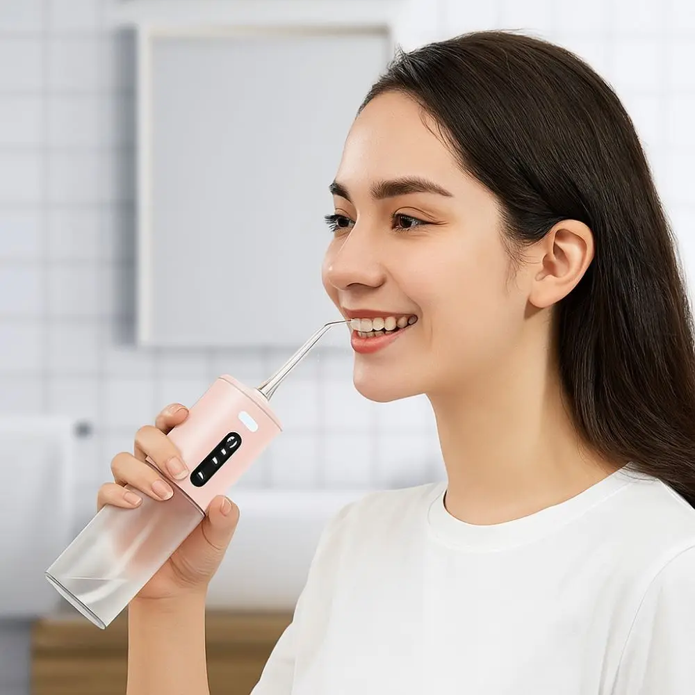 

Электрический ирригатор для полости рта с зарядкой через USB, глубокая очистка, трехчастотные импульсы, очиститель зубов, портативный скруббер для чистки брекетов