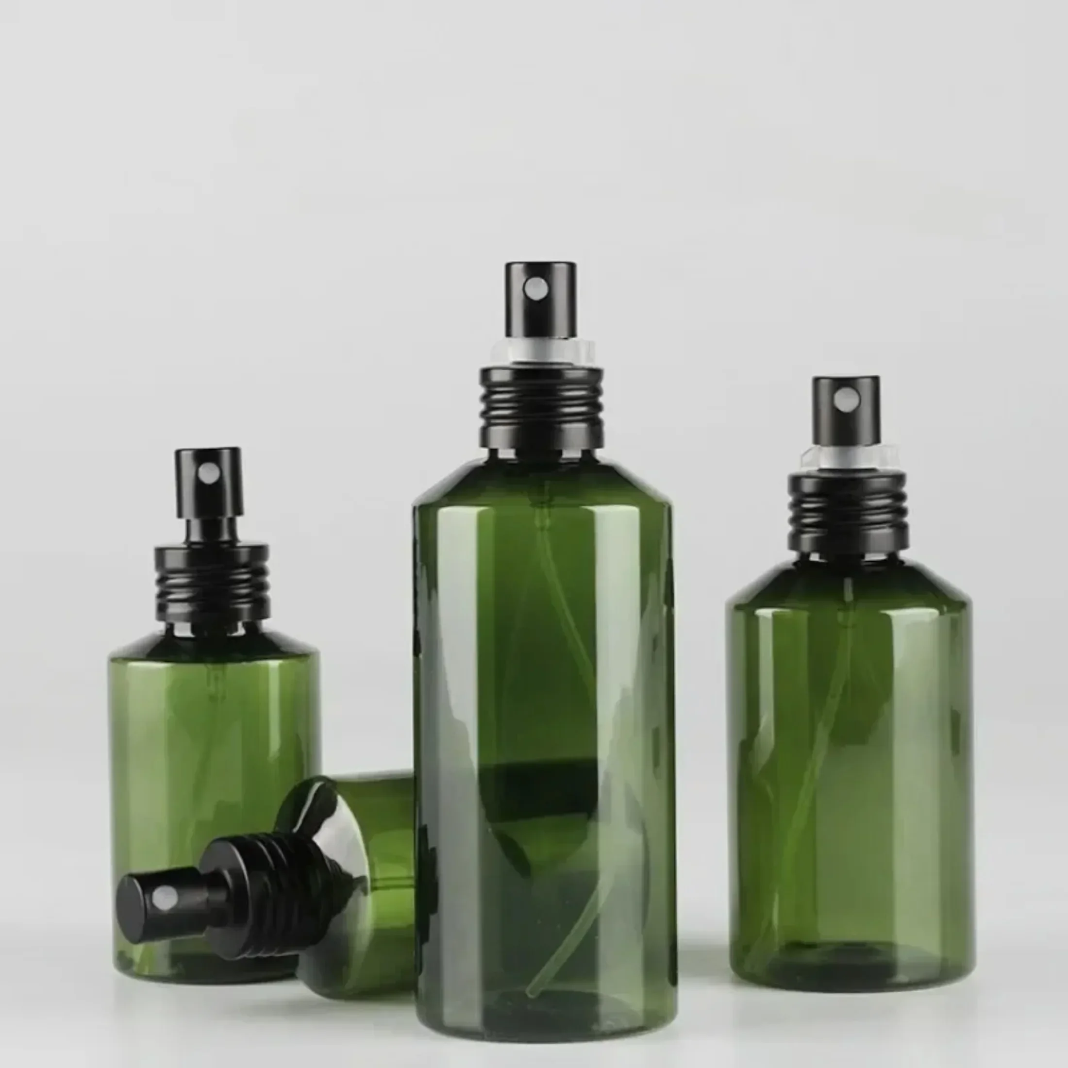 50/100/150/200 ML Spray Bottle Portable Green Plastic Sprayer Bottle Refillable Travel Perfume Bottle Cosmetic Containers