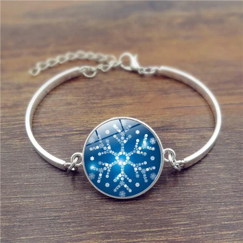 Christmas Snowflake Pattern Time Gemstone Bracelet Birthday Gift Hot Selling in Europe and America