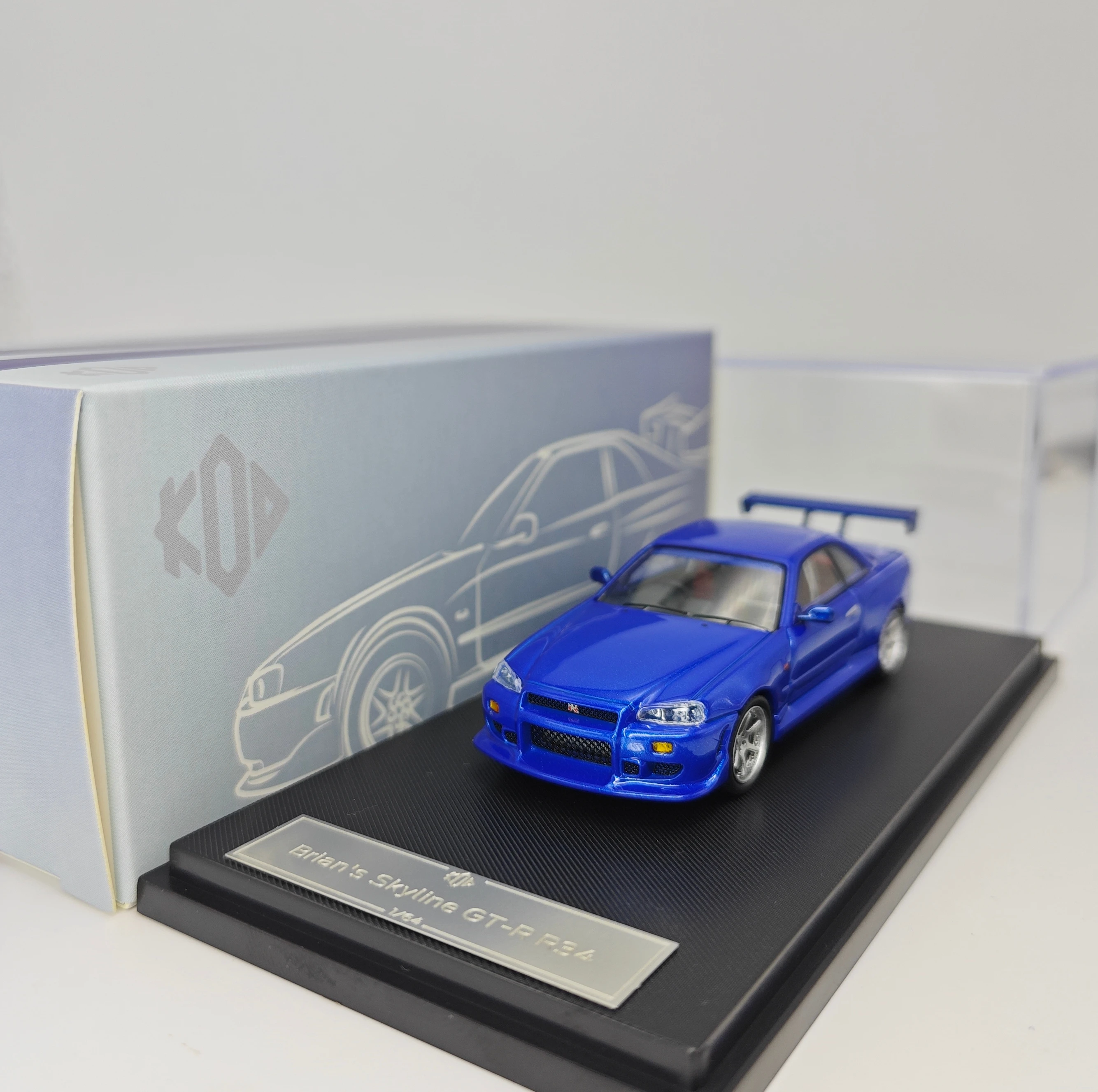 

KOD × GFCC 1:64 Nissan R34 C-West Alloy Car Model Collectible Ornament