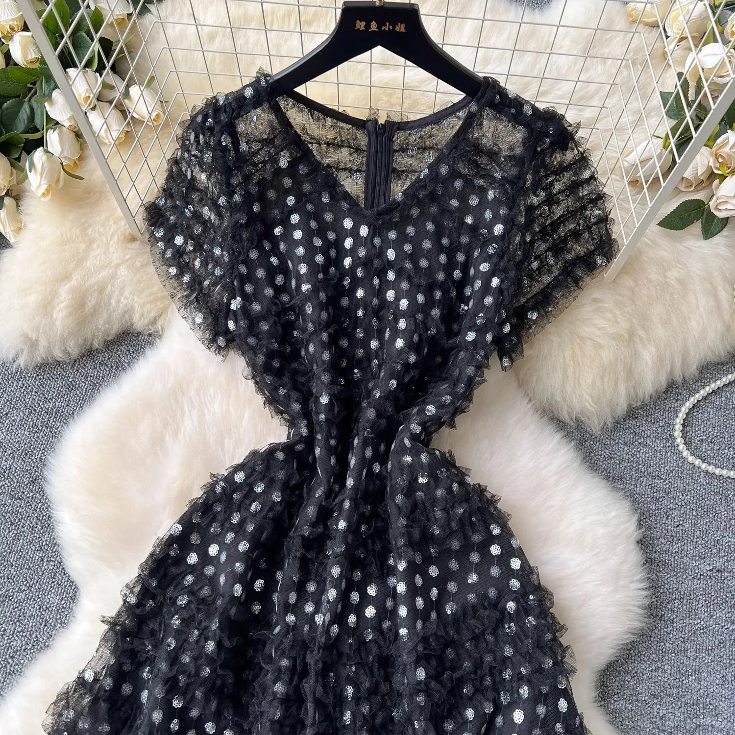 Vestido de renda damasco feminino lantejoulas bordado com decote em v design de pista vestidos de manga curta em camadas vestido bodycon festa de noite preto