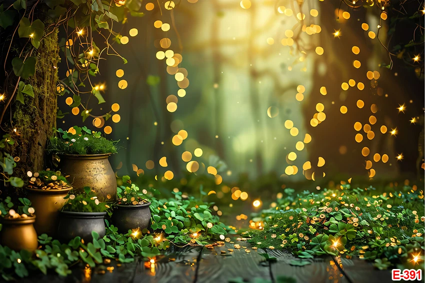 Happy St.Patrick's Day Backdrop Lucky Green Shamrock Photography Background Saint Patrick's Day Party Decorations for Irish