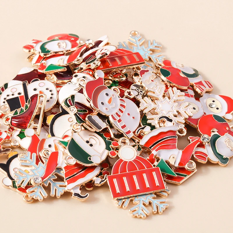 10 stücke Emaille Weihnachten Charme Lebkuchen mann Schneeflocke Schneemann Santa Anhänger für DIY Halskette Ohrring Schmuck Herstellung Zubehör – Detail 5