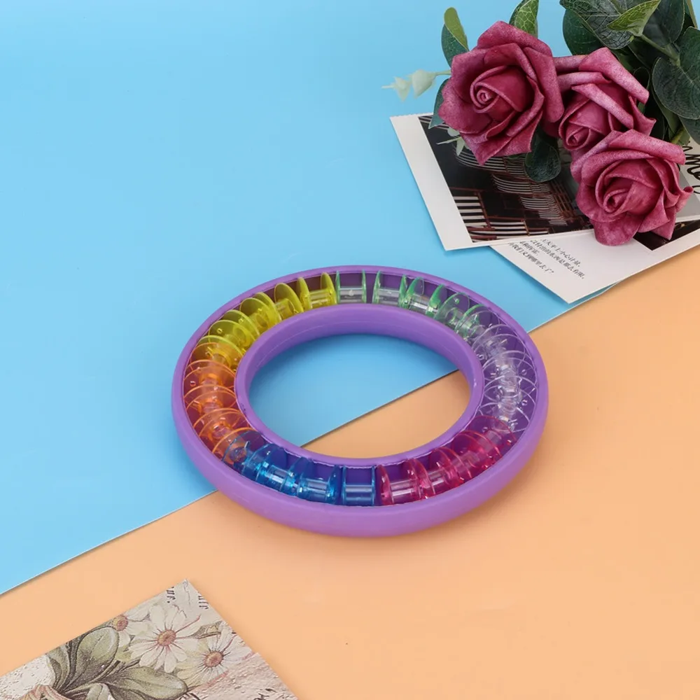Round Shape Silicone Bobbin Storage Box Reusable Silicone Bobbin Organizer Portable Design 24PCS Capacity Bobbin Holder