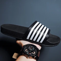 Zapatillas de verano de alta calidad para hombre y mujer, chanclas gruesas y suaves, zapatos de playa, zapatillas informales, zuecos de talla familiar