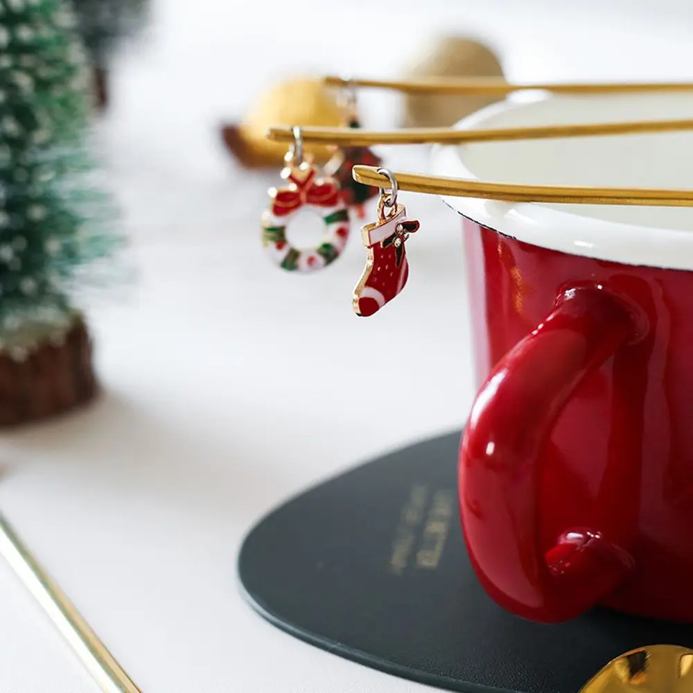 Stainless Steel Christmas Spoon Set Creative Tableware Elk Pendant Coffee Spoon Exquisite Craft Party Ornament Style