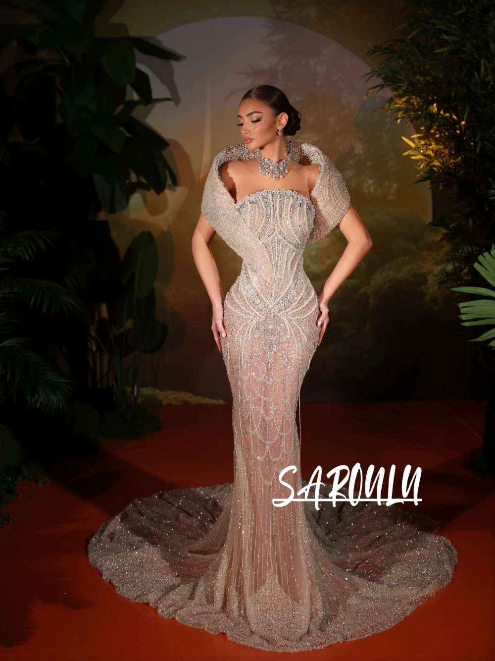 

Luxury Mermaid Evening Dress Strapless Dramatic Cape Sleeve Rhinestone Pearl Embroidery Shiny Sexy Formal Pageant Prom Gown