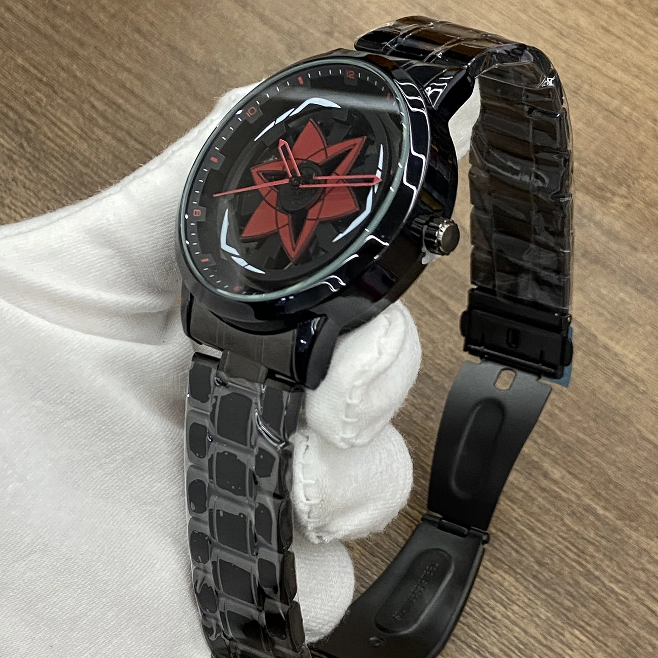 

Новые мужские кварцевые часы из нержавеющей стали с полым вращающимся циферблатом, 3D-дизайном, водонепроницаемые, стильные, спортивные