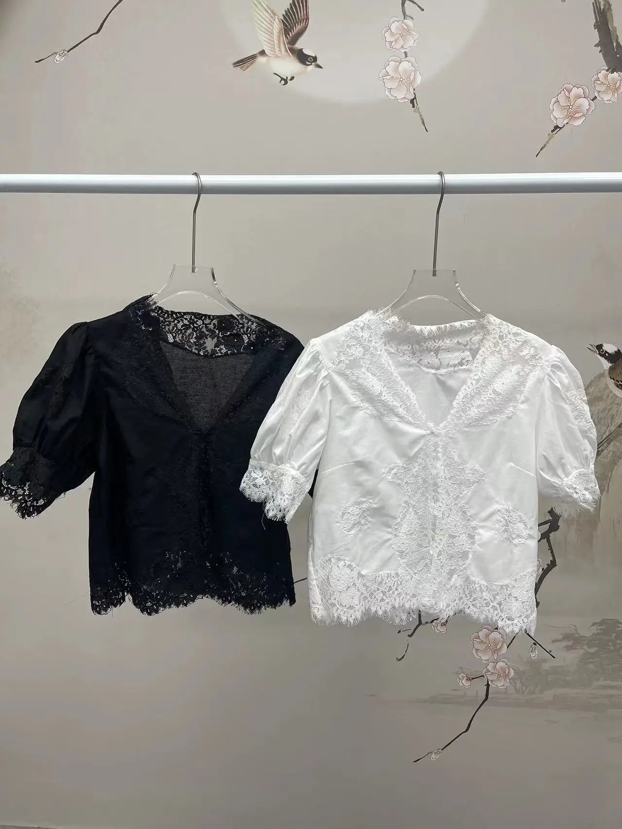 100% Ramie Women Hollow Lace Short Blouse Single Breasted Casual Short Sleeve V-Neck Early Autumn Ladies White or Black Shirt