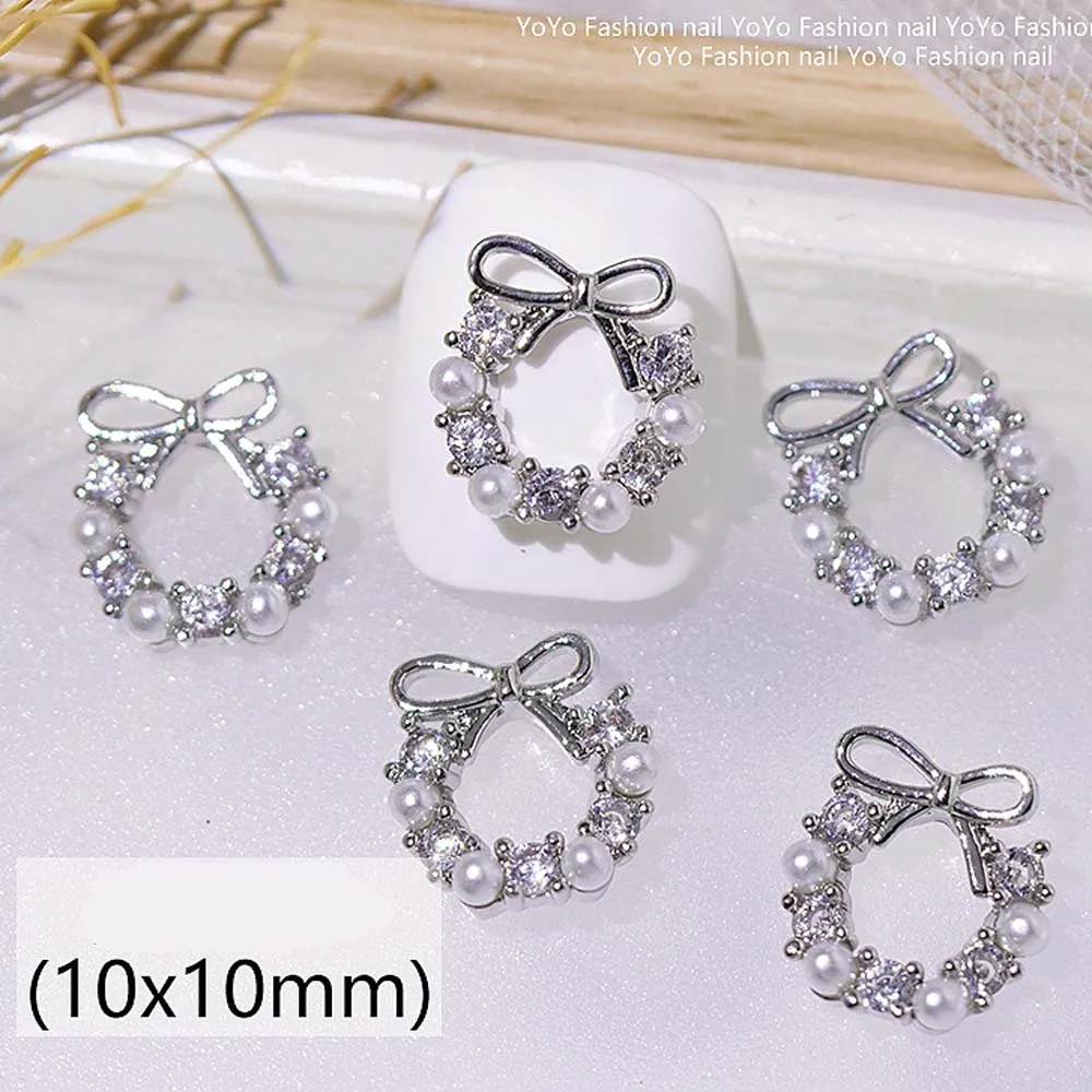 Boże Narodzenie 10*11mm girlanda Bowknot perła 3D Charms do paznokci 10 szt. Wieniec z cyrkonią kryształowa girlanda zdobienie paznokci dekoracje DIY Manicure Jewe