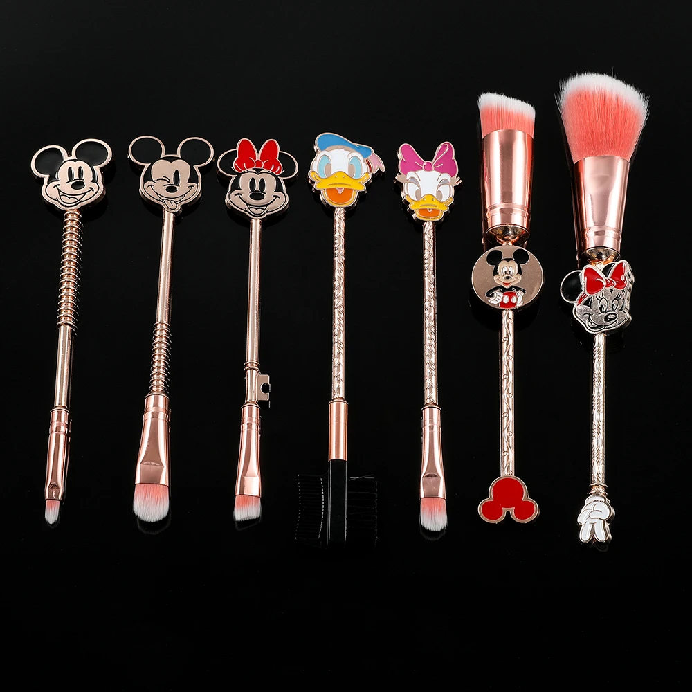 7Pcs/Set Disney Cartoon Character Mickey Mouse Minnie Eyebrow Pencil Blush Brushes Donald Duck Daisy Duck Women Cosmetic Brush