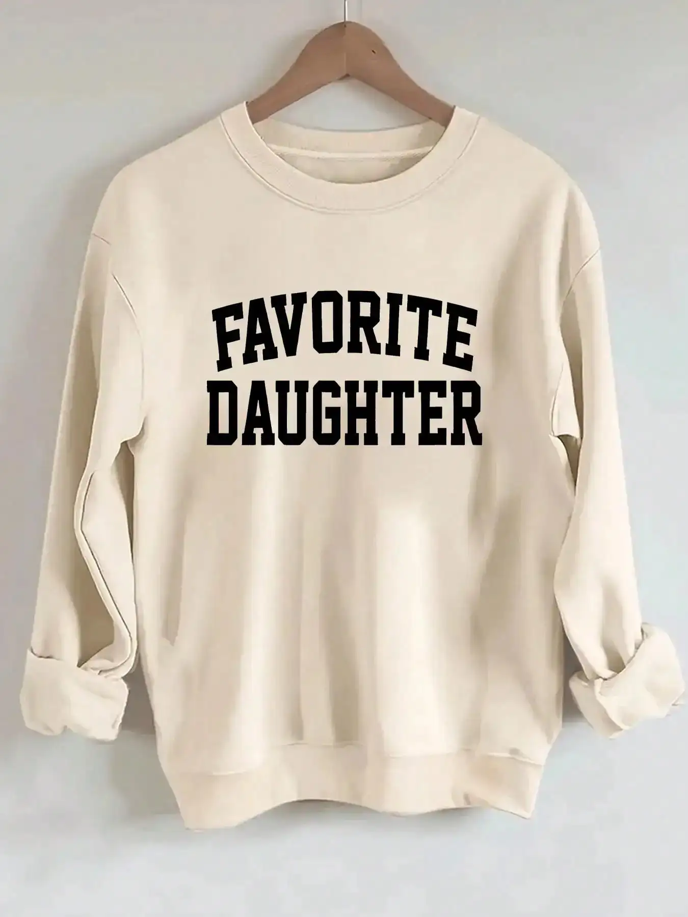 

Cream 'Favorite Daughter' Graphic Print Women's Relaxed Fit Sweatshirt