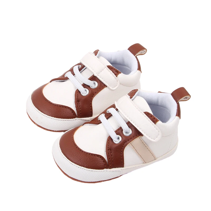 Scarpe da ginnastica per neonati da neonato a righe in pelle PU antiscivolo con suola morbida Prewalker Scarpe da primo camminatore per bambini