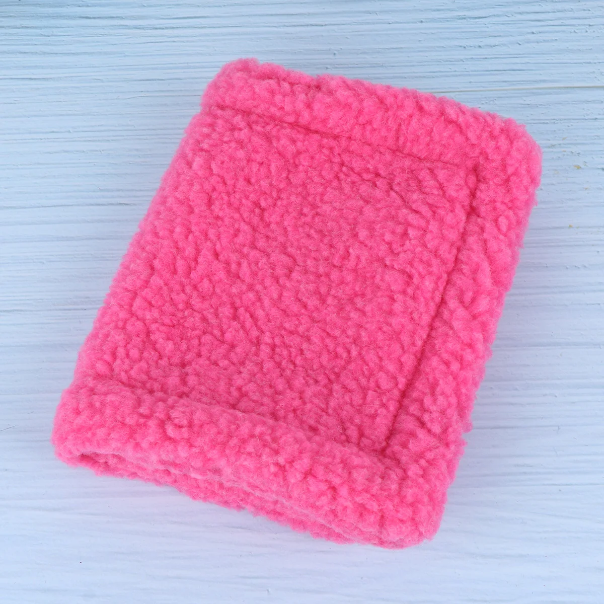 

1Pcs Durable Hamster Warm Cushion Small Pet Sleep Mat Winter Pad 30x20cm Lightweight Portable Pet Supplies Hamster Warm Cushion