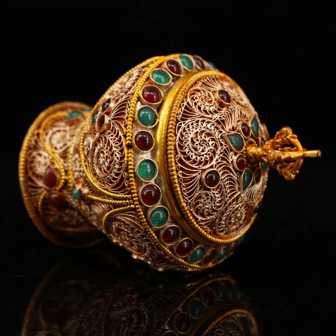 Nepal Handmade Filigree Inlaid Gemstone Storage Jar Living Room Study Home Decor Collectible Box