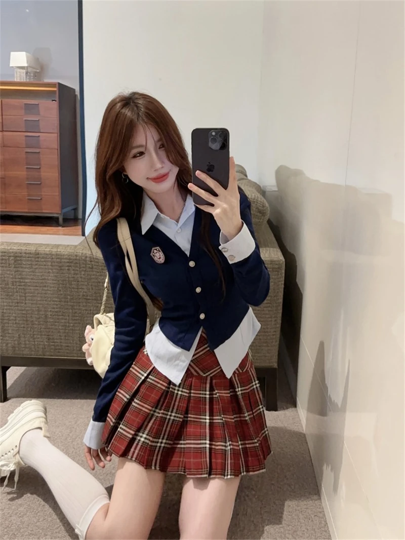 Spicy Girls Spring Autumn 2024 Navy Blue Mock Two Piece Top Pleated Short Skirt Fashion Academy Style Two Piece Set for Women