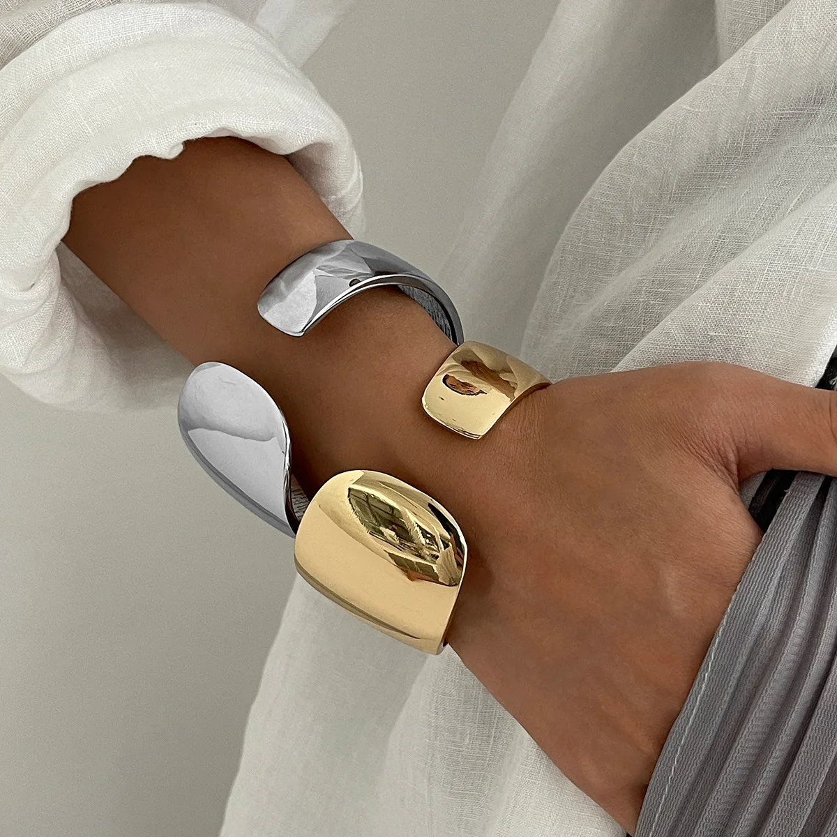 Jewelry exaggerated geometric alloy bracelet bracelet foreign trade personality trend opening design bracelet