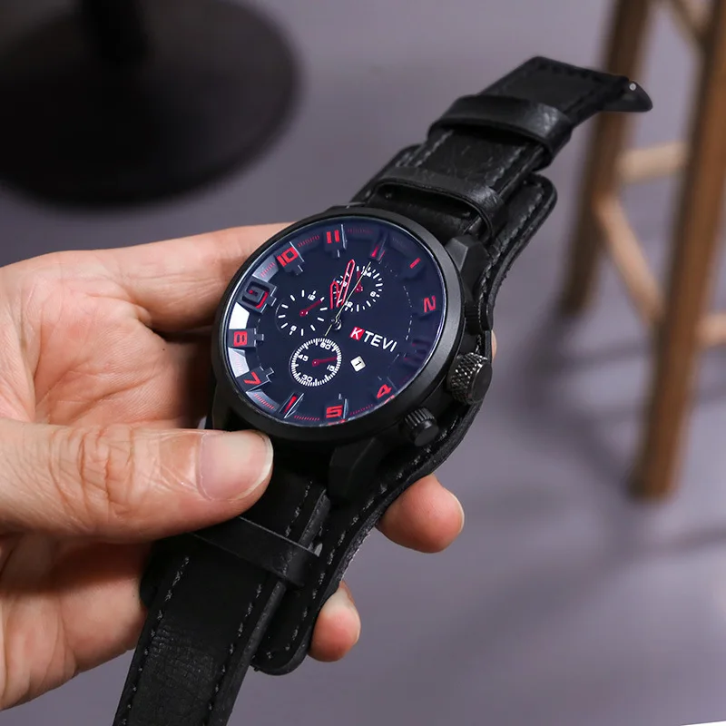 Men's Vintage Leather Strap Quartz Watch