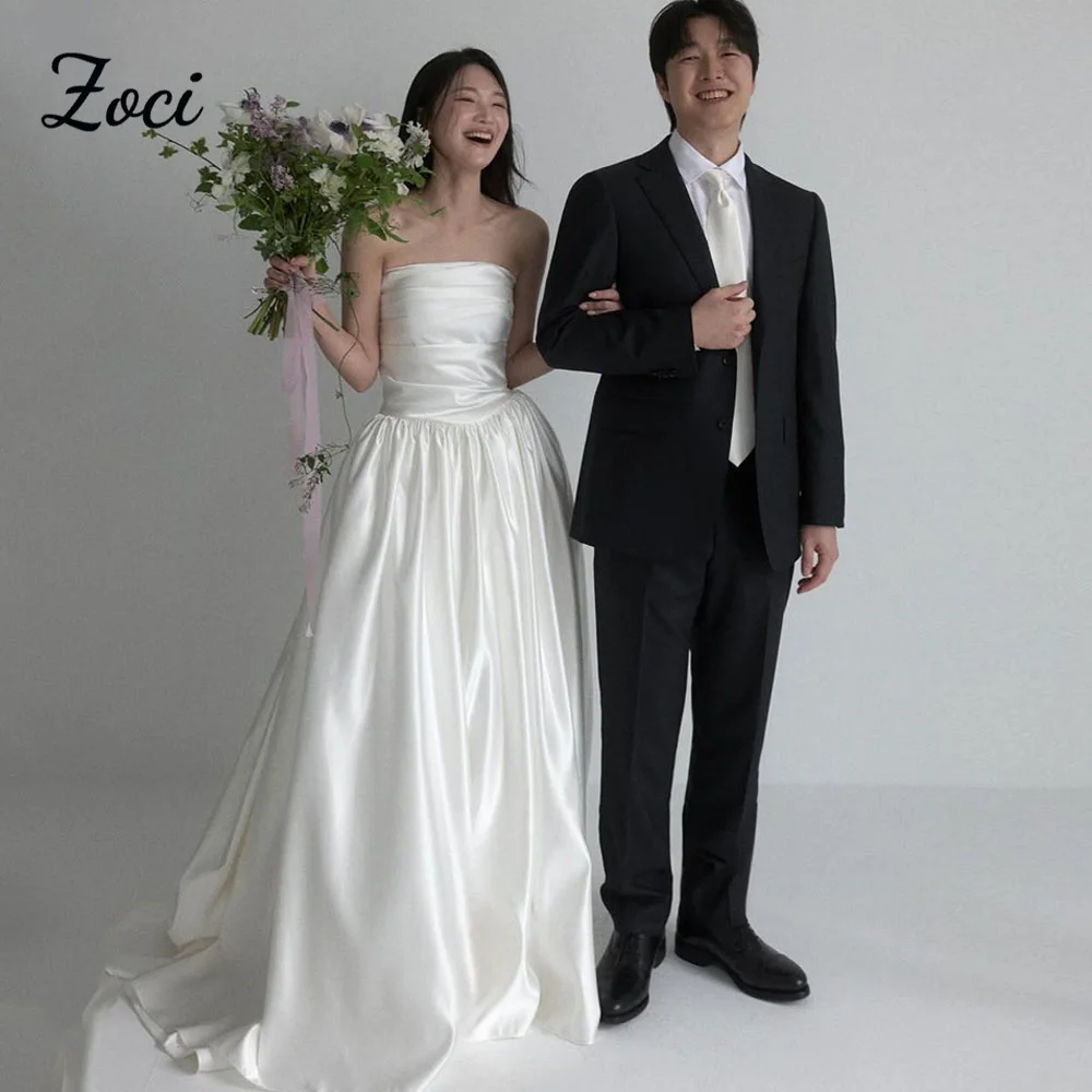 

Zoci Princess Pleats Strapless Korea Wedding Dresses Photos Shoot Satin A Line Sleeveless Bride Dress Customized Wedding Gown