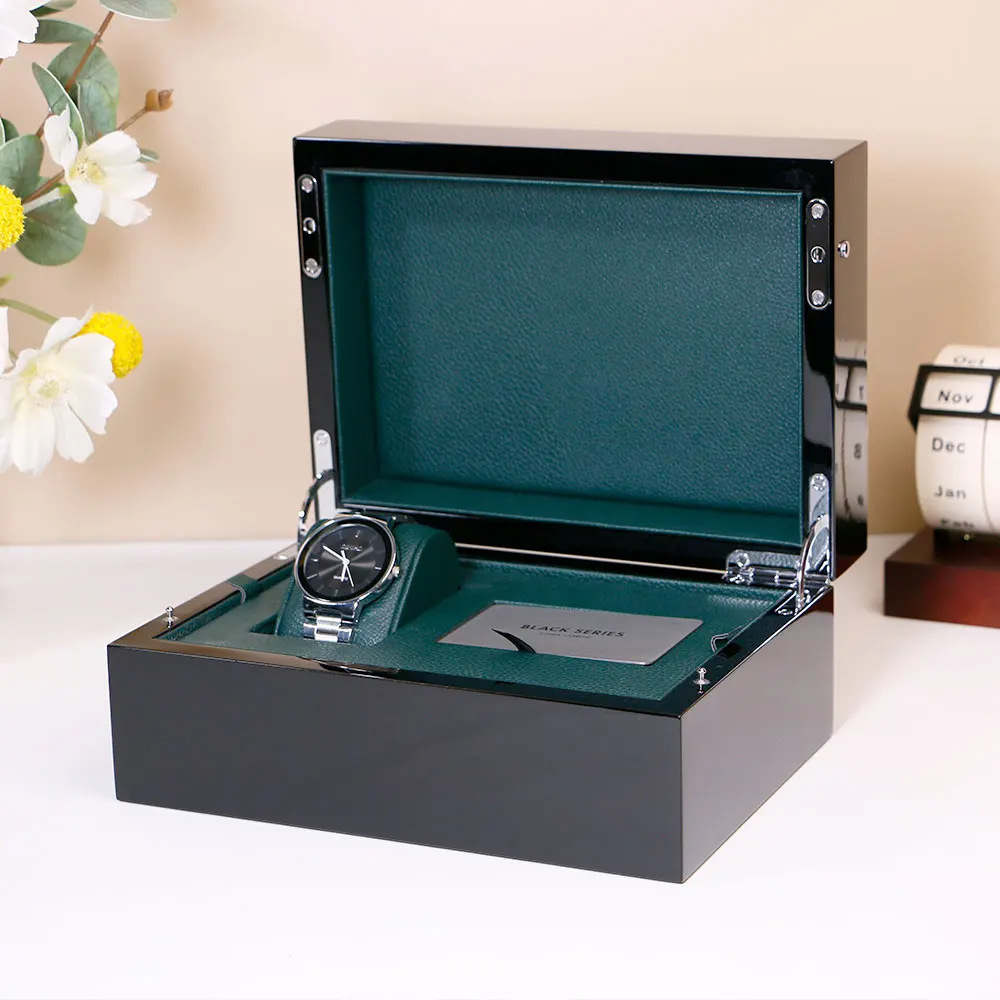 

Hot-selling Watch Boxes Custom Logo Carbon Fiber Wooden Watch Box Luxury Watch Box Wood