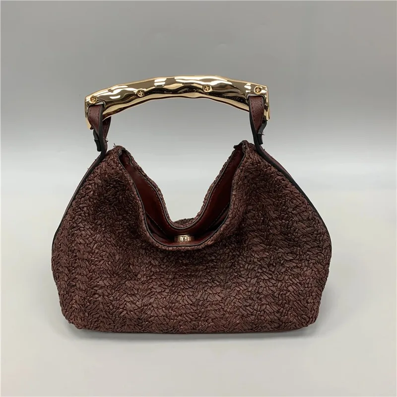 

Fashionable Hand-Held Woven Bag for Women Summer New Retro High-End Metal Chain Shoulder Crossbody Bag Dumpling Bag