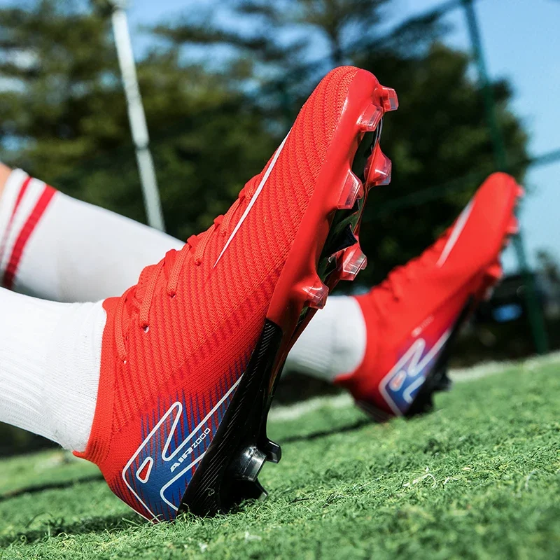 

Men FG Soccer Shoes Resistant Society Football Field Boots Original Comfortable Football Shoes Cleats Ultralight Studded Match