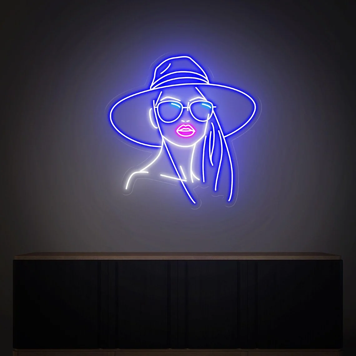 Beautiful Girl Neon Sign, Modern Girl Neon Sign, Cool Girl Wall Decor ,Beauty Girl Cap Decor, Gift for Her