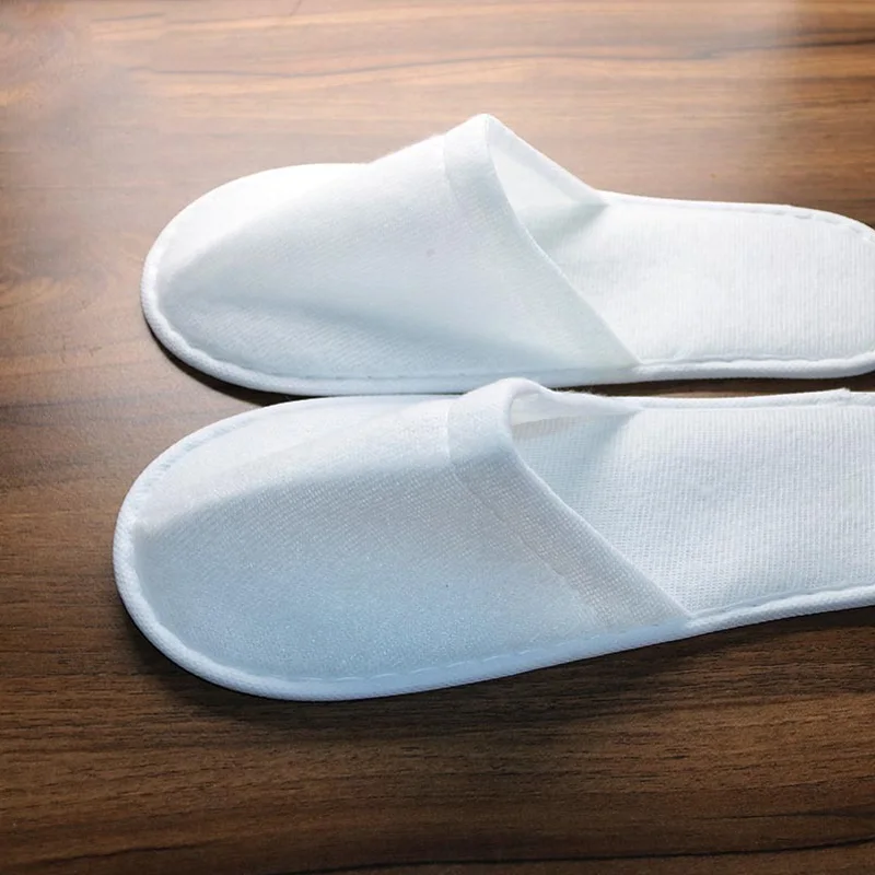 

1 Pair Men Disposable Slippers Portable Folding Travel Slipper Party Home Guest Indoor Slippers Unisex Closed Toe Shoes