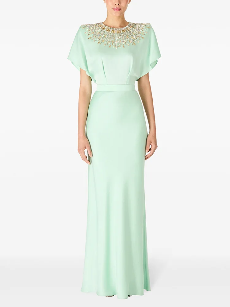 ハイストリート最新ファッション2025 ベスティド レディース バックレス シャイニーサテン ビーズダイヤモンド ロングマキシドレス