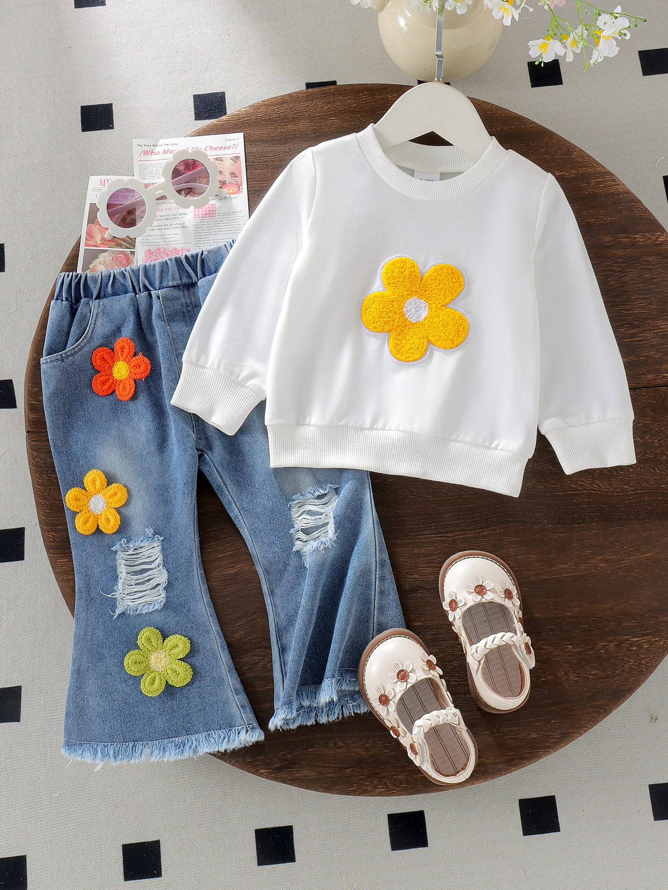 2PCS Autumn New Style For 0-3 Year Old Girls, Comfortable Fashionable Casual White Hoodie + Flower Denim Pantsuit