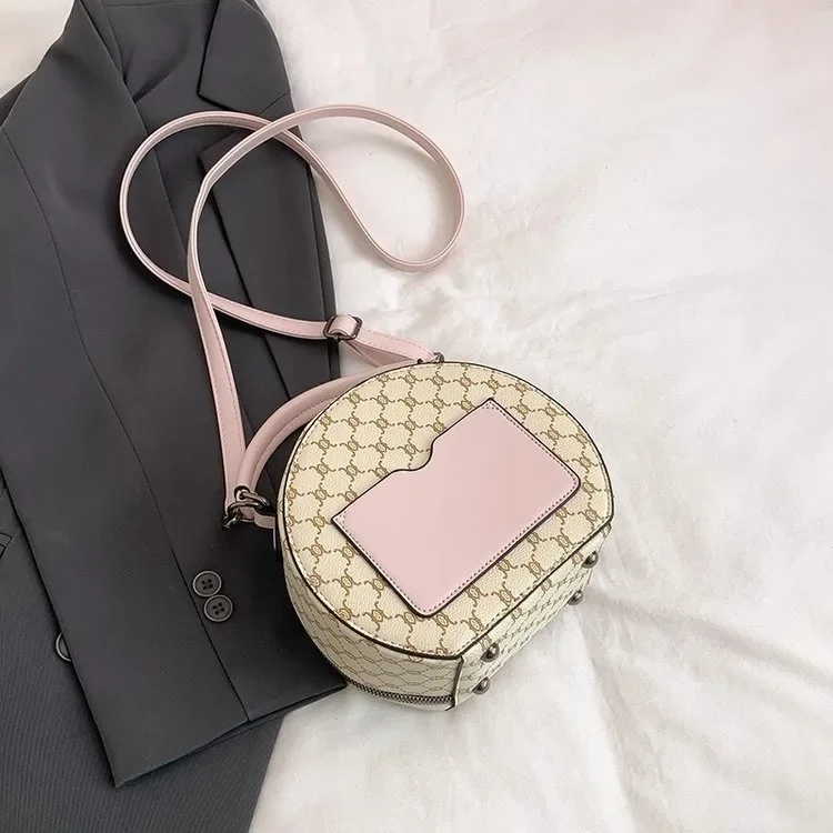 Luxuriöse Retro-Abzeichen-Rundtasche 2025 – hochwertige Mini-Box-Umhängetasche, stilvoll für den trendigen Look und den täglichen Gebrauch von Damen