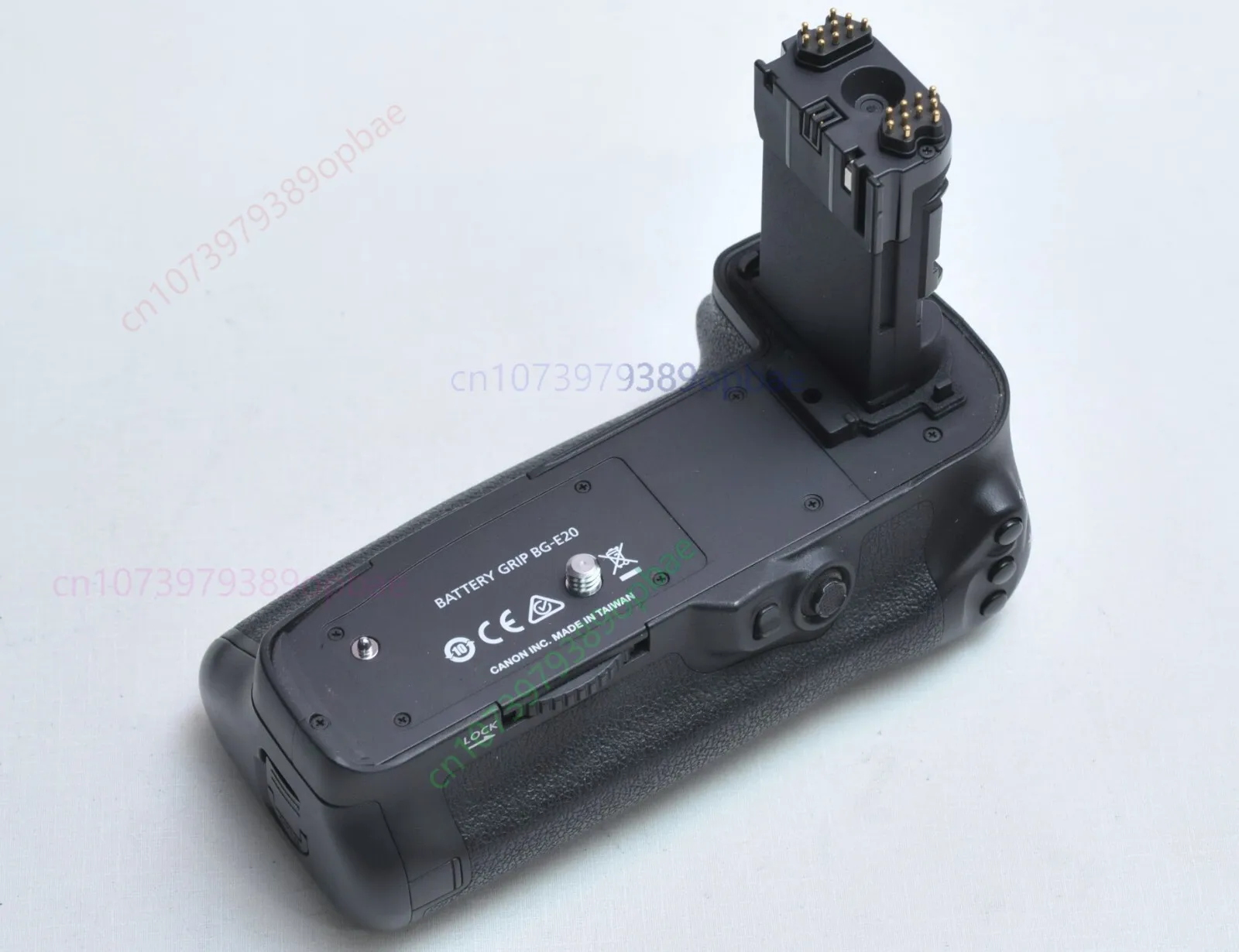 

Батарейный блок BG-E20 для Canon OEM, предназначенный для EOS 5D Mark IV *EX*