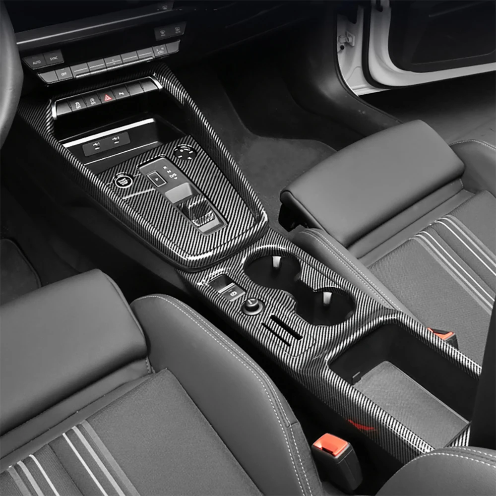 Che cos'è l'interni RS3 e perché è richiesto per le auto Audi A3 e S3?