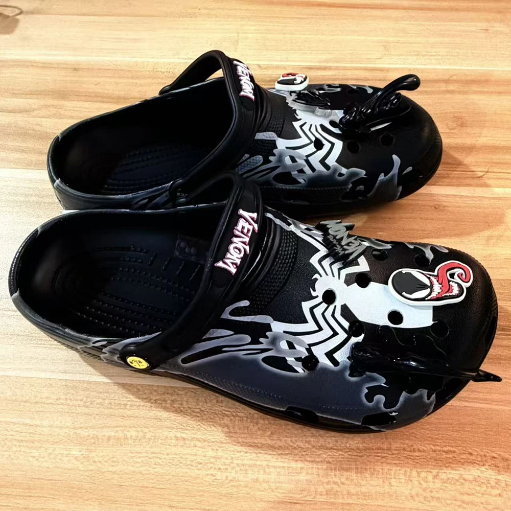 Venom Clogs Shoes Men Women Cartoon Superhero Printed Garden Slippers with 3D Non Slip Beach Slides Summer Casual Outdoor Mules