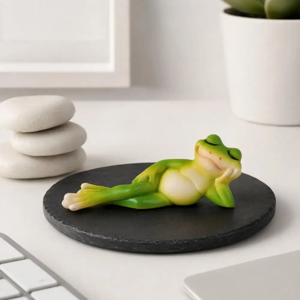Unique Gardening Scenery Items Mini Frog Violin Playing Statue Hand-painted Resin Garden Figurine Durable Waterproof for Patio