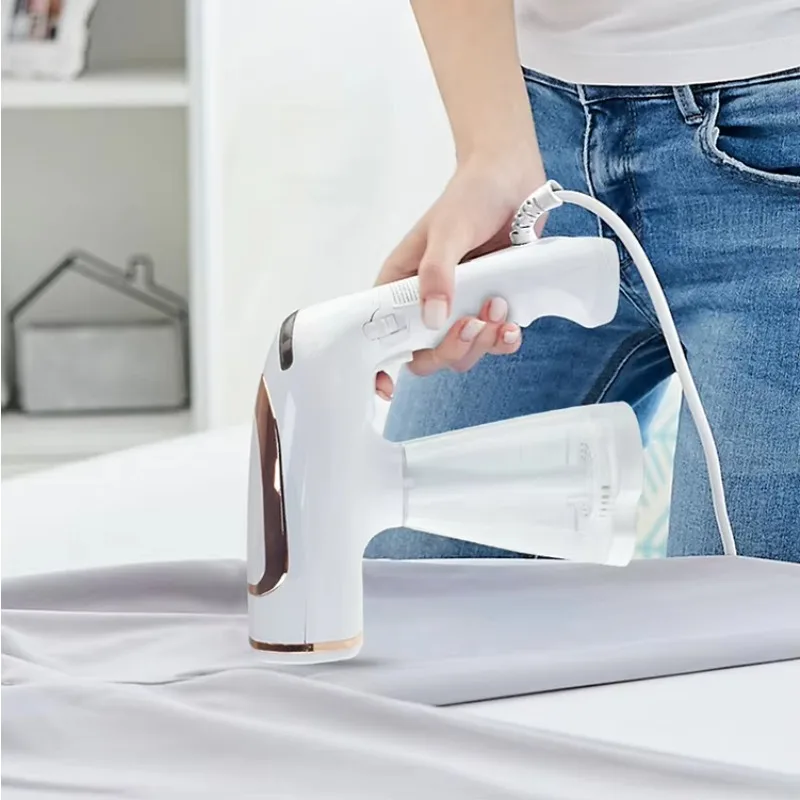وعاء حديد للملابس بالبخار قابل للطي يدويًا بقوة 1600 وات