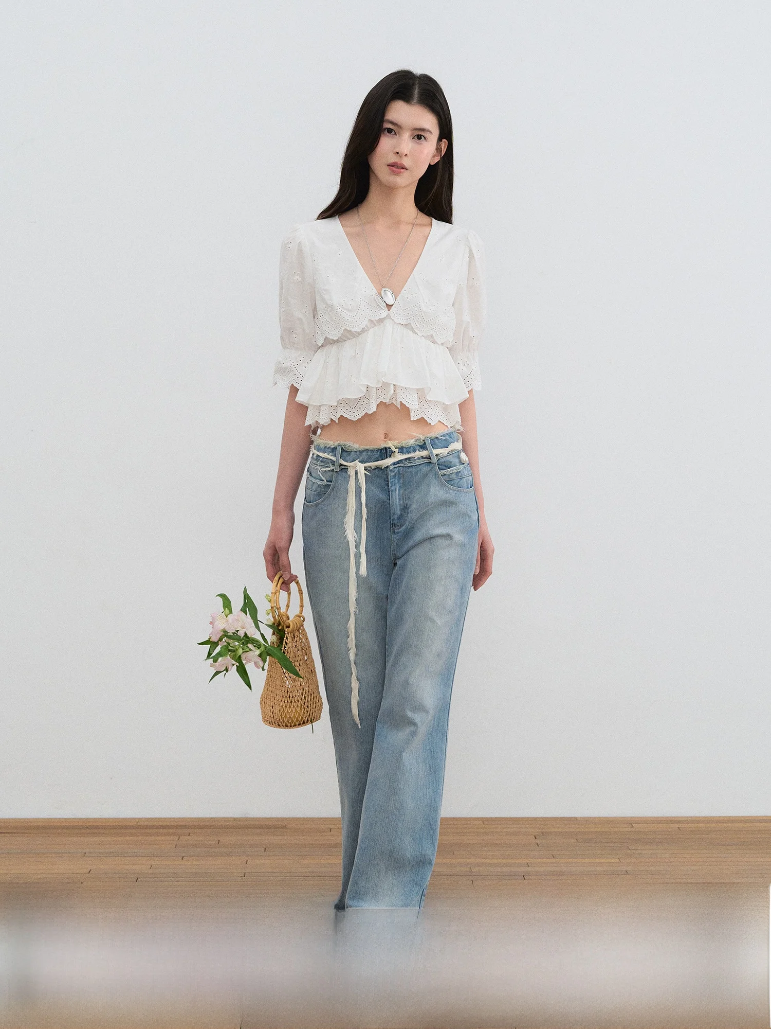 

Pure Cotton V-ne Lace Trim ort Sve T-irt Women's Patchwork Sweet Little irt French Sle Loose Fit Summer Top