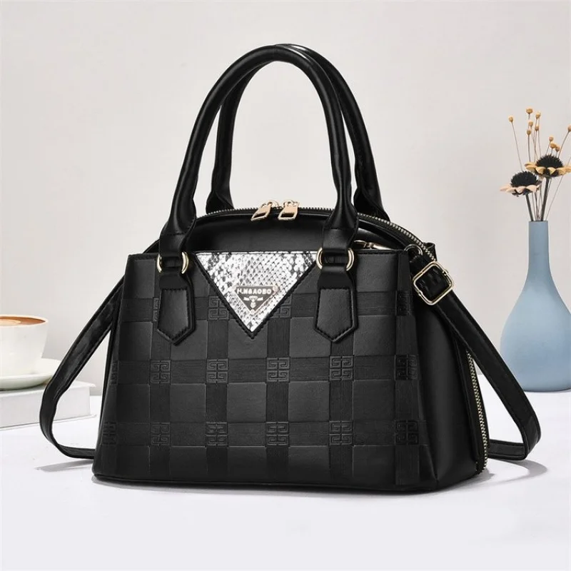 

High-End Women Crossbody Handbag With Detachable Strap Formal Evening Special Occasions