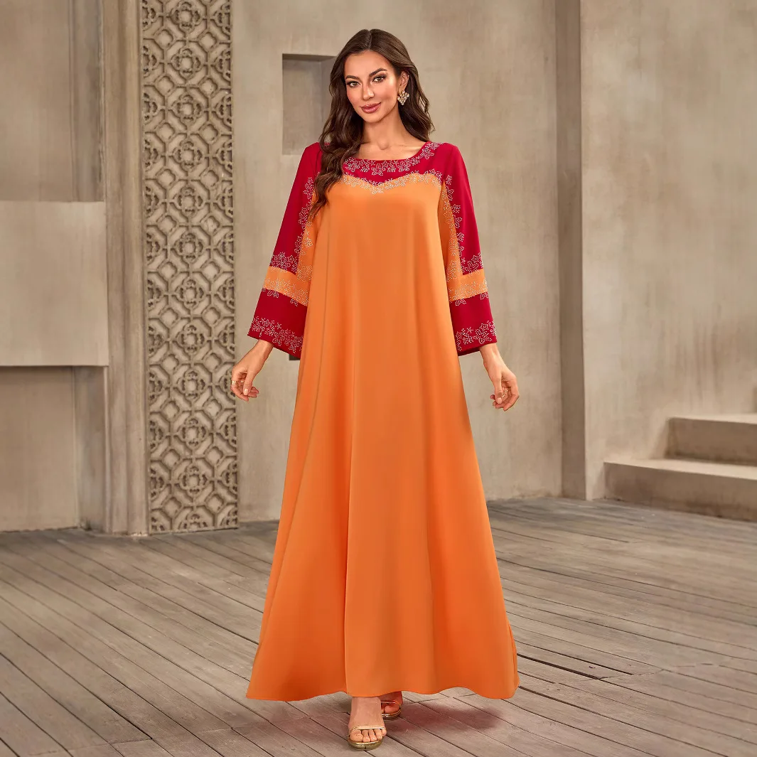 

2025 Saudi Arabian Muslim Women's Robe, Dubai Middle Eastern Stylish Hotfix Diamond Round-neck Loose Long-sleeved Dress
