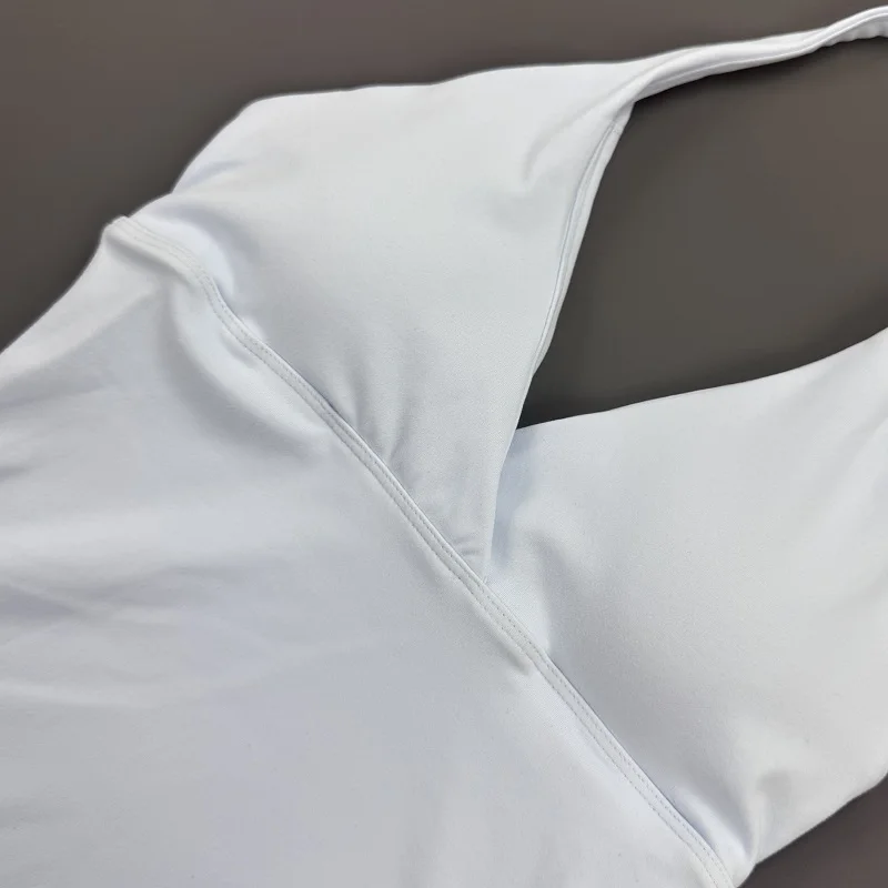 Histello Damen Gym Halter Sport-Tanktop mit tiefem V-Ausschnitt, gepolstert, ärmellos, Workout-Crop-Tanktop, Fitness-Yoga-Camisole, Activewear – Detail 8